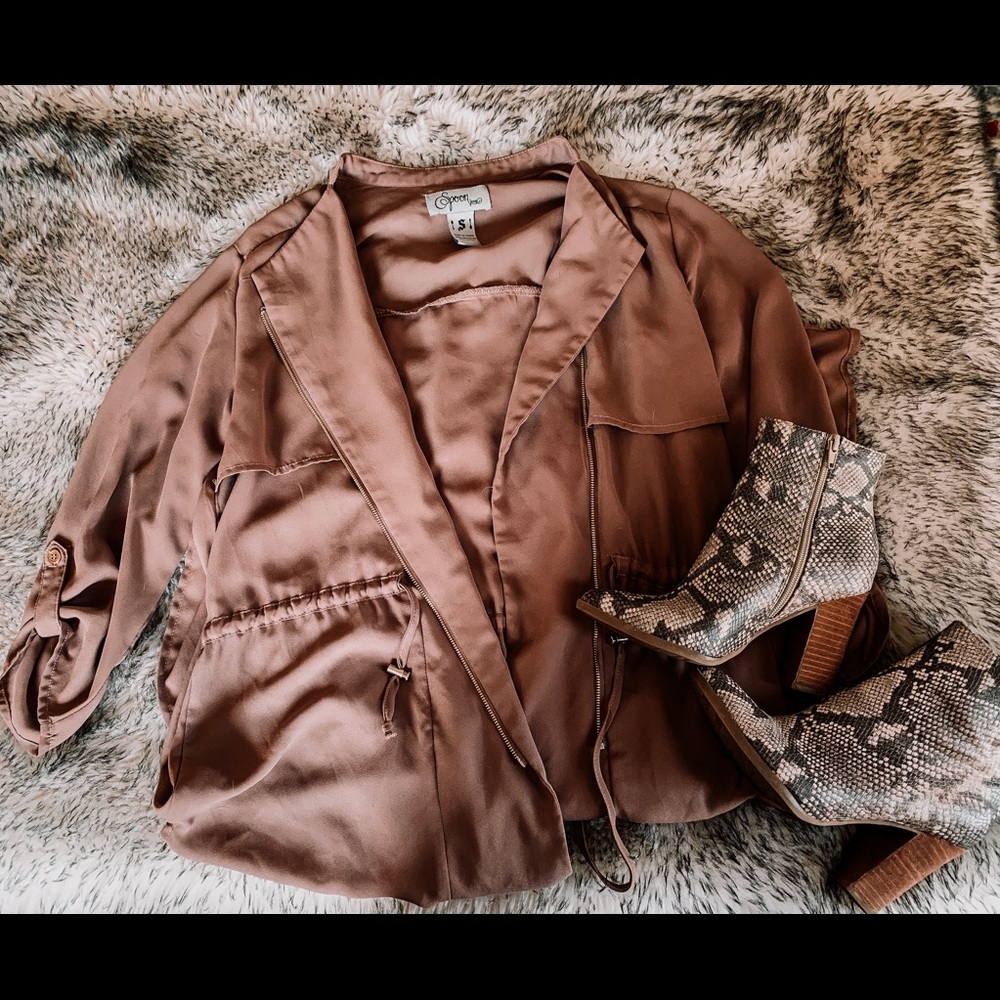 Mauve Cardigan/light jacket